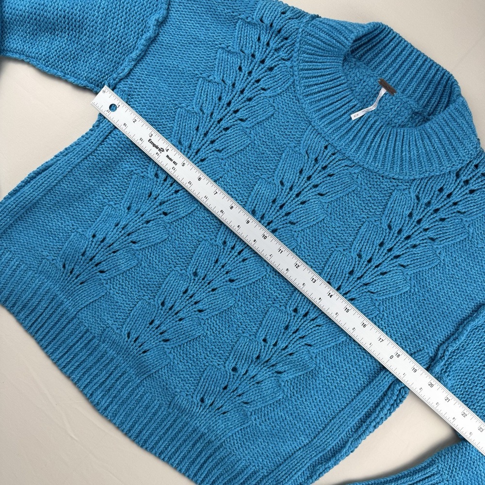 Free People Sweater Womens Medium Blue Cutting Edge Cotton Cable Boxy Cropped - Picture 6 of 6